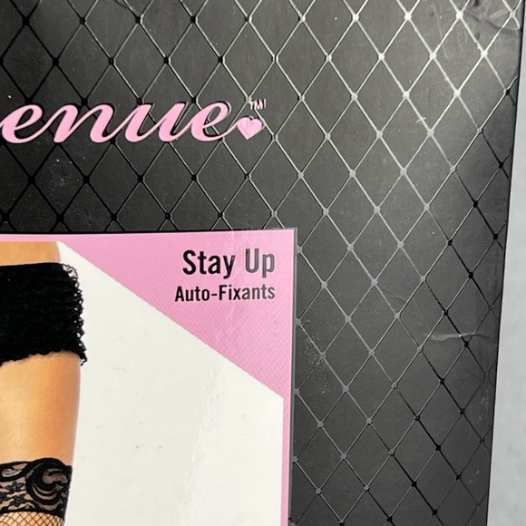 Leg Avenue One Size Black Fishnets Style 9122 Halloween Costume Silicone Lace - Picture 8 of 9